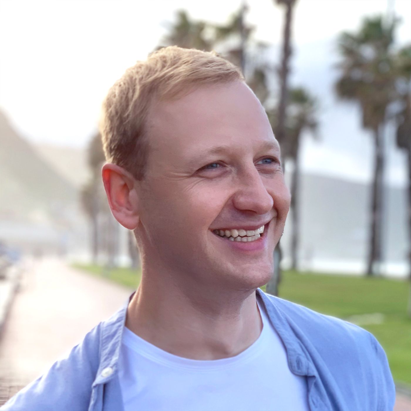 Author profile picture